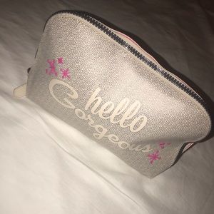 Make up bag that says “ hello gorgeous”